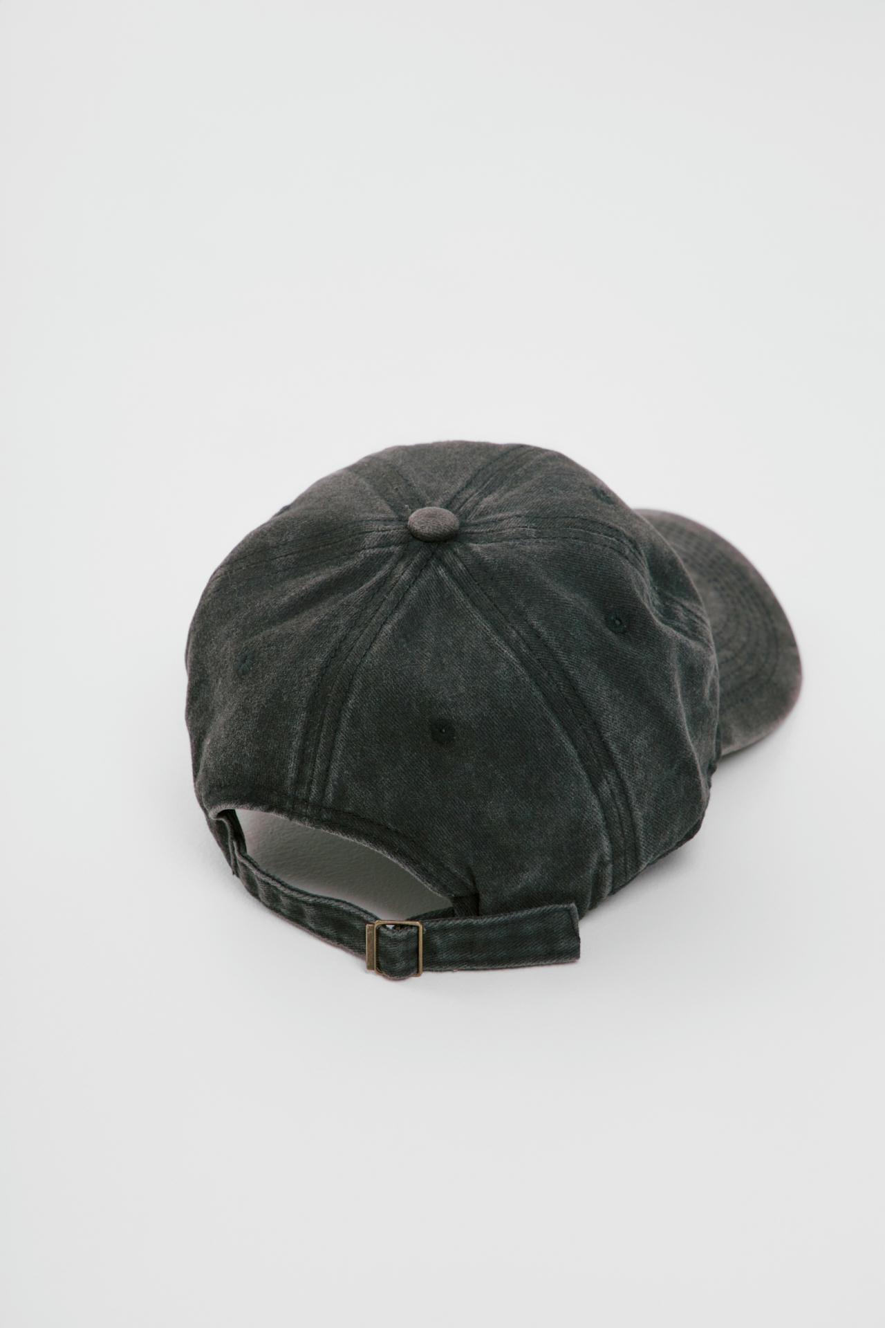 Cap  «ИДНХ»